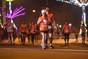 BIB: 2695, 036
                            <button type="button" onclick="openModal(18282289)" class="btn btn-primary btn-sm float-right btn-popup" data-toggle="modal" data-target=".modal-high-quality">
                        <i class="fas fa-shopping-cart"></i> Add to Cart
                    </button>
                                            <button type="button" onclick="isThisMe(18282289, true)" class="btn btn-success btn-sm float-right btn-popup btn-isme hidden" data-toggle="tooltip" data-placement="bottom" title="นี่คือรูปของคุณใช่ไหม คลิกที่นี่เพื่อเอาเข้าอัลบั้ม">
                        <i class="fas fa-plus"></i> Add to album
                    </button>
                    <button type="button" onclick="isThisMe(18282289, false)" class="btn btn-warning btn-sm float-right btn-popup btn-isnotme hidden">
                        <i class="fas fa-ban"></i> Remove from album
                    </button>
